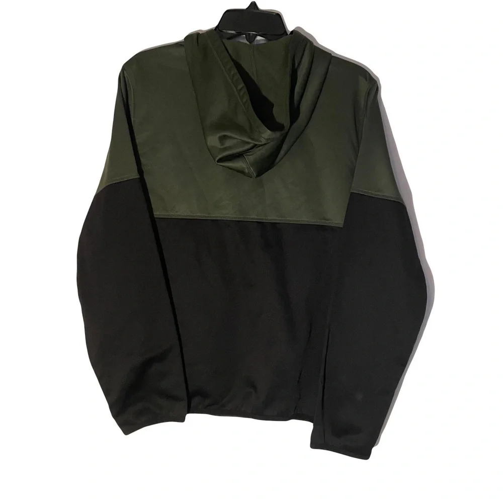 Reebok Green & Black Hoodie kids size large ? No size provided see measurement